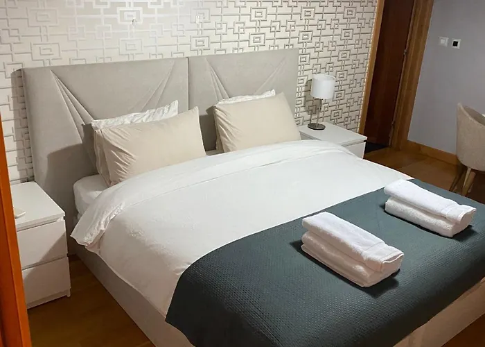 Ribeiros House Infantado 洛里什
